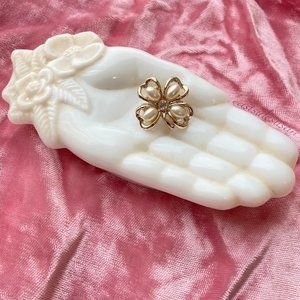 Vintage 50s GOOD LUCK 4 LEAF CLOVER Pin "Pearl" + "Diamond"